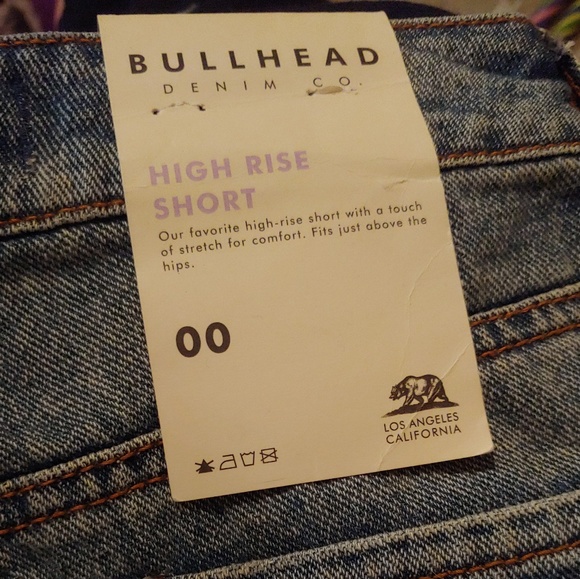 Bullhead High Rise Distressed Short - Picture 2 of 2